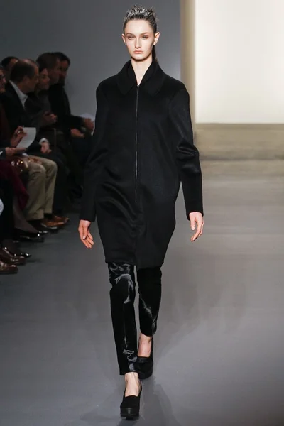 Look 28